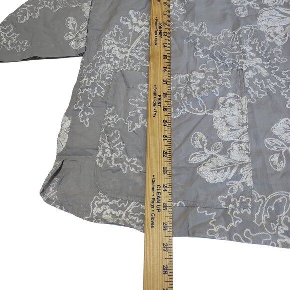Cynthia Rowley Womens Plus Size 3X Floral Embroidered Gray Top - Picture 6 of 7